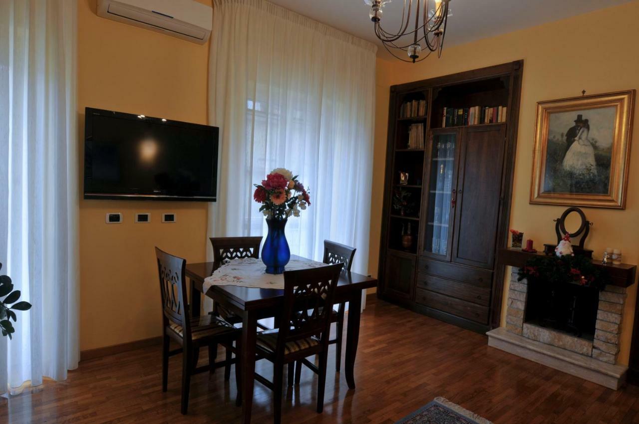 Casa Max Διαμέρισμα Νάπολη Εξωτερικό φωτογραφία