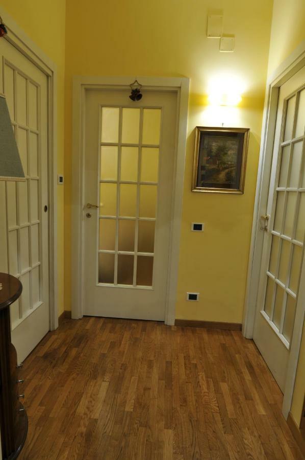 Casa Max Διαμέρισμα Νάπολη Εξωτερικό φωτογραφία